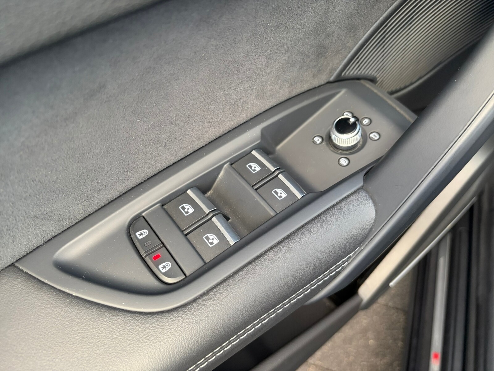 Audi Q5 Sportback - zdjęcie 25