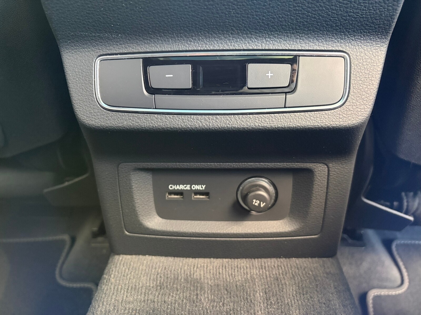 Audi Q5 Sportback - zdjęcie 17