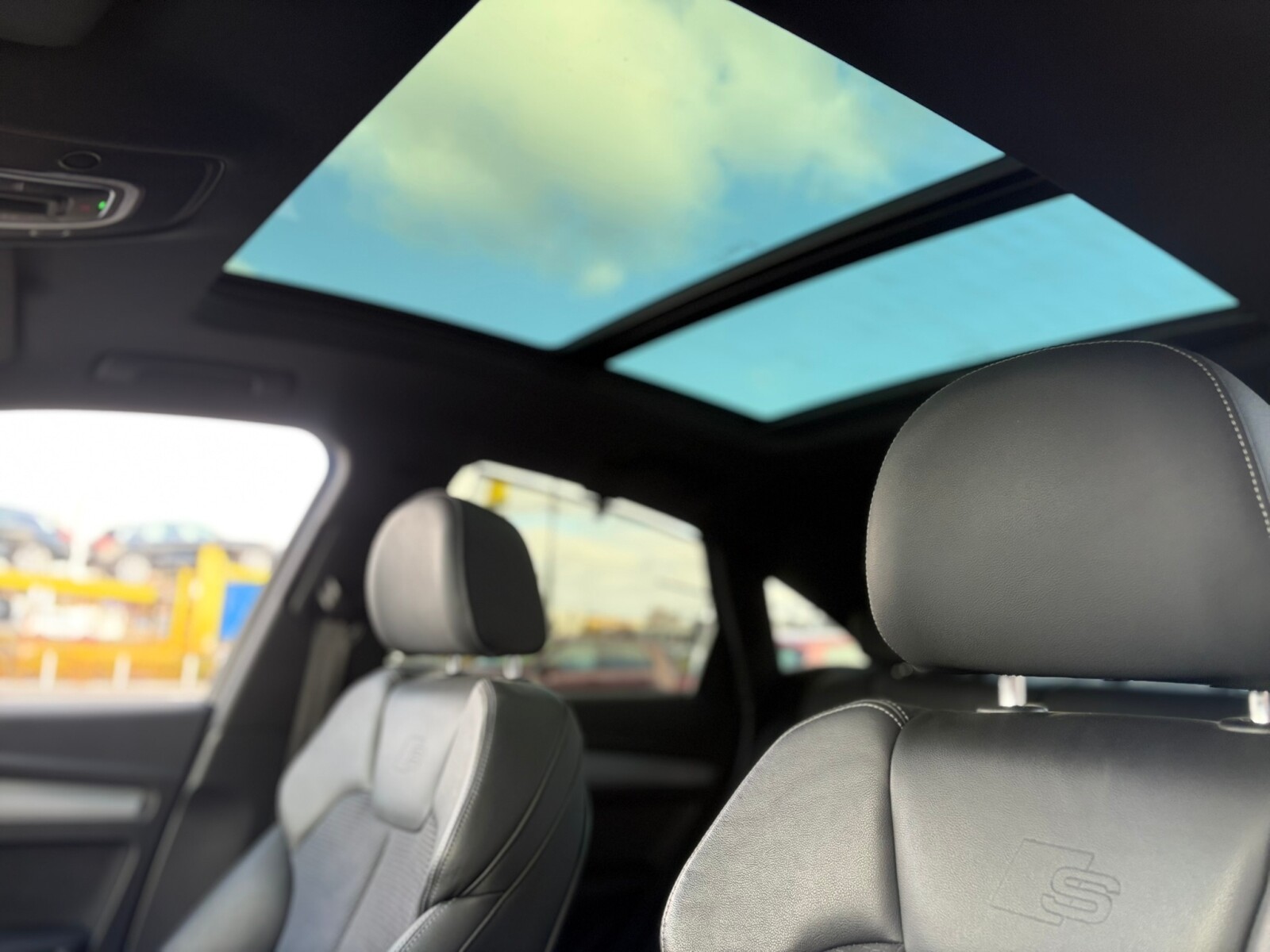 Audi Q5 Sportback - zdjęcie 26