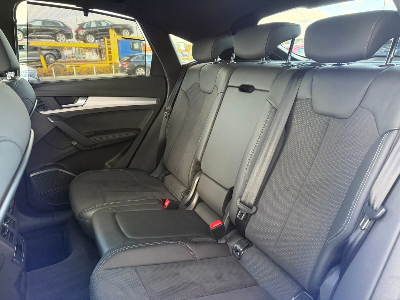 Audi Q5 Sportback - zdjęcie 12
