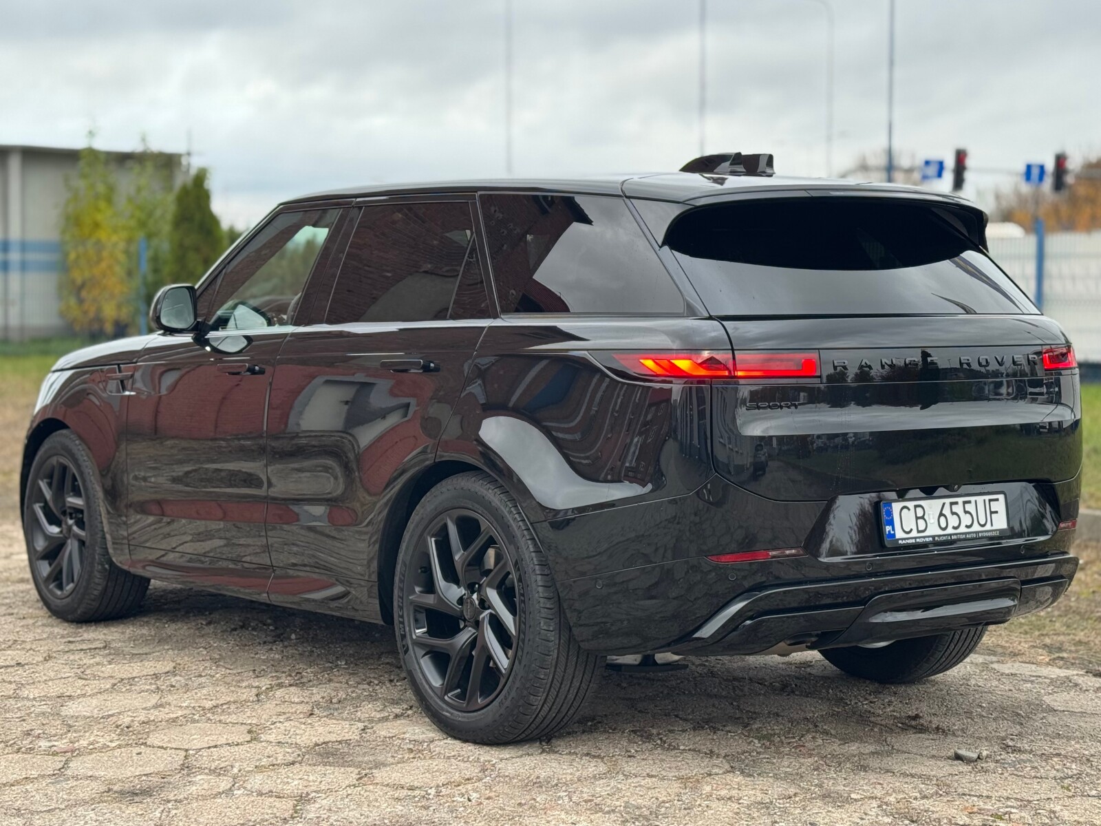 Land Rover Range Rover Sport - zdjęcie 3