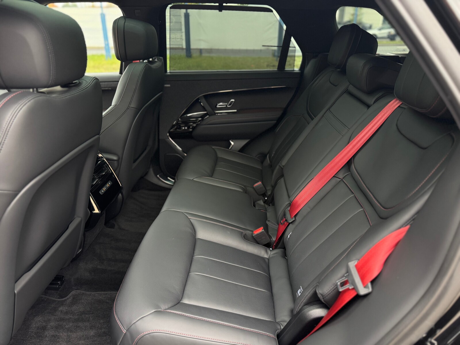 Land Rover Range Rover Sport - zdjęcie 22