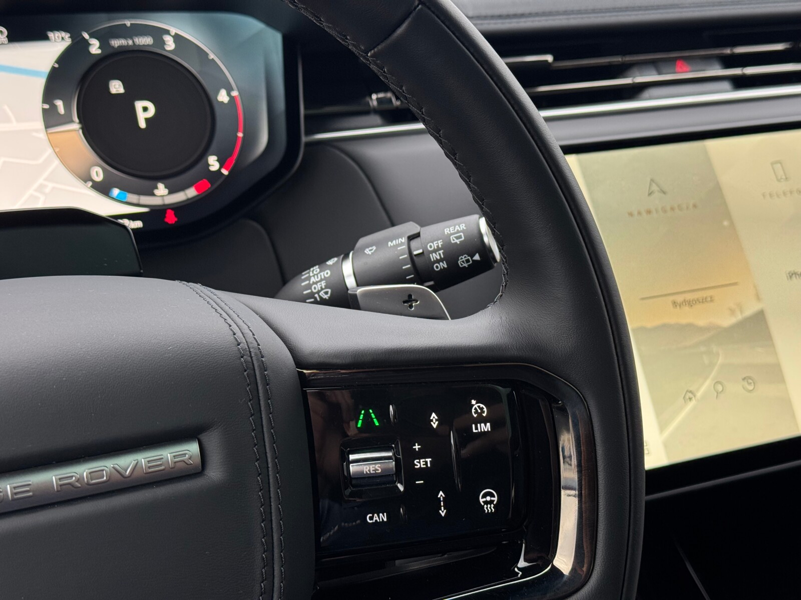 Land Rover Range Rover Sport - zdjęcie 12