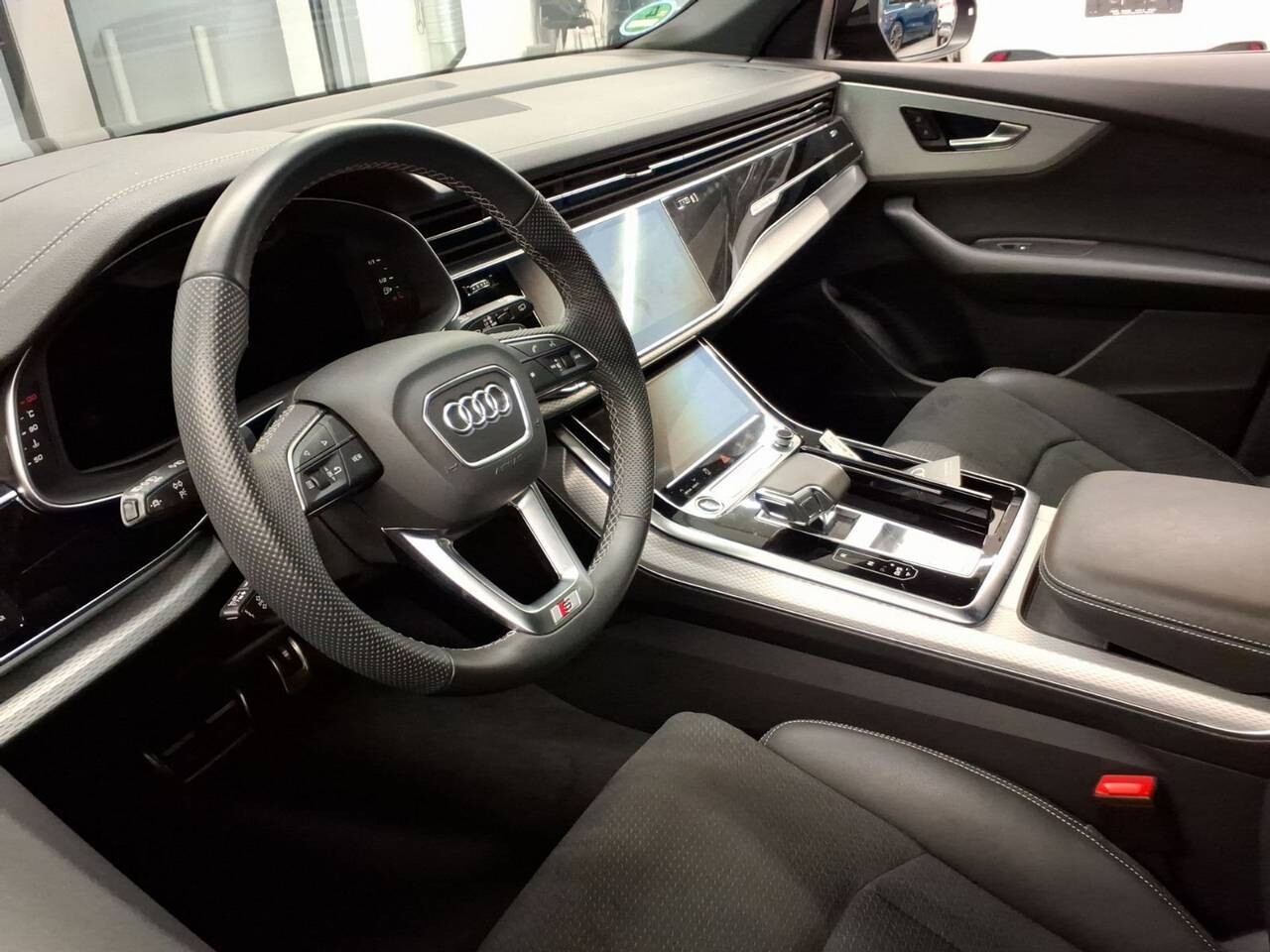 Audi Q8 - zdjęcie 5