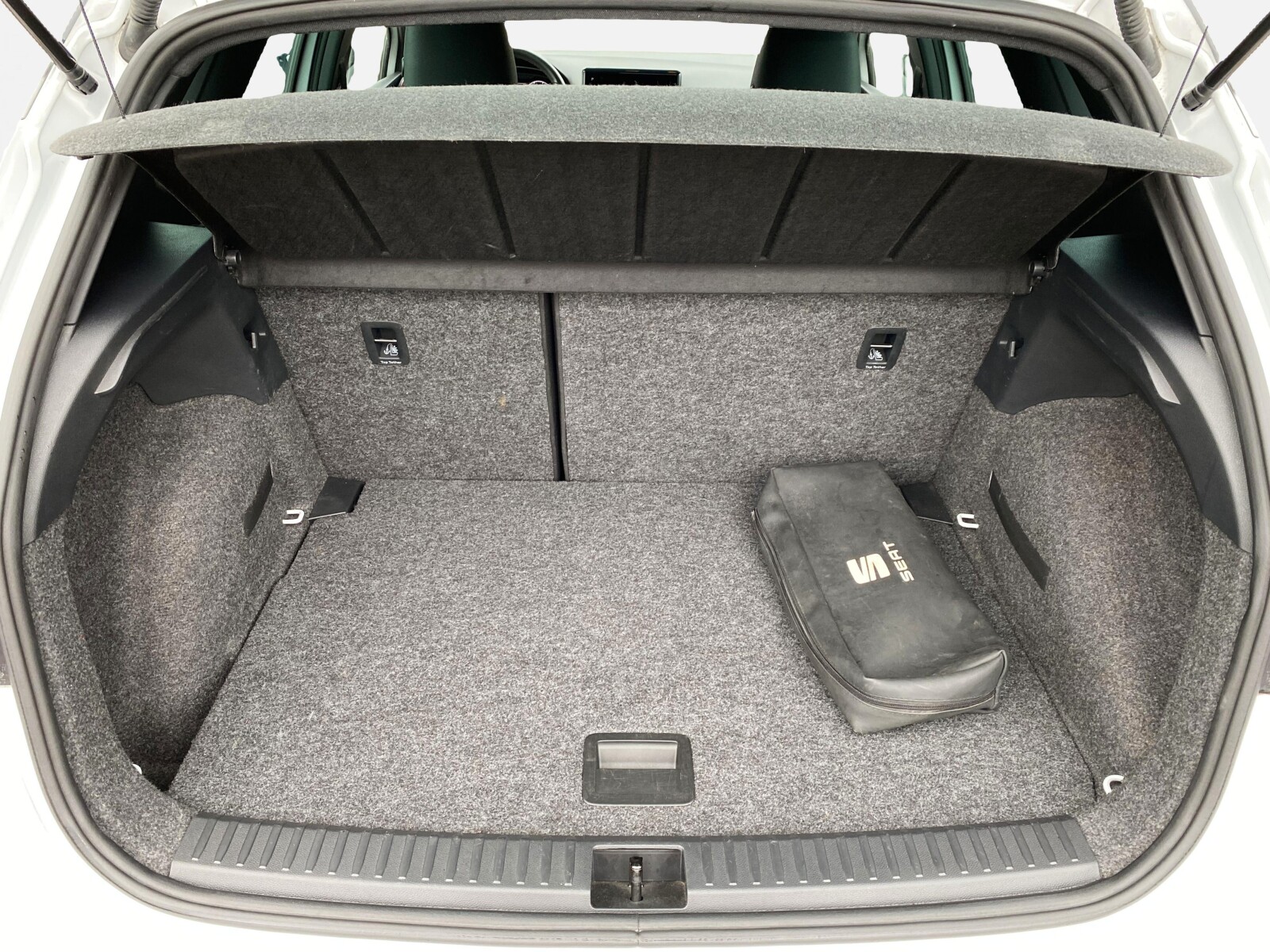 Seat Arona - zdjęcie 33