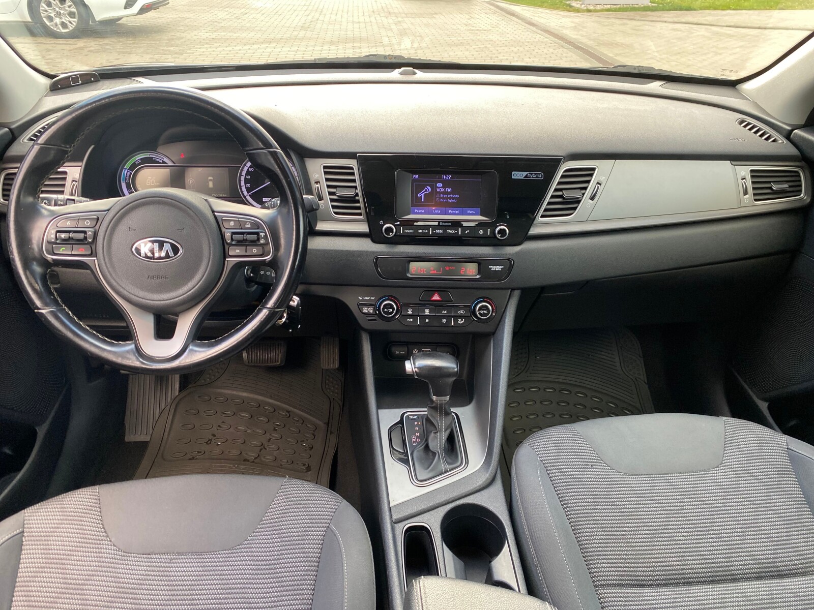 Kia Niro - zdjęcie 11