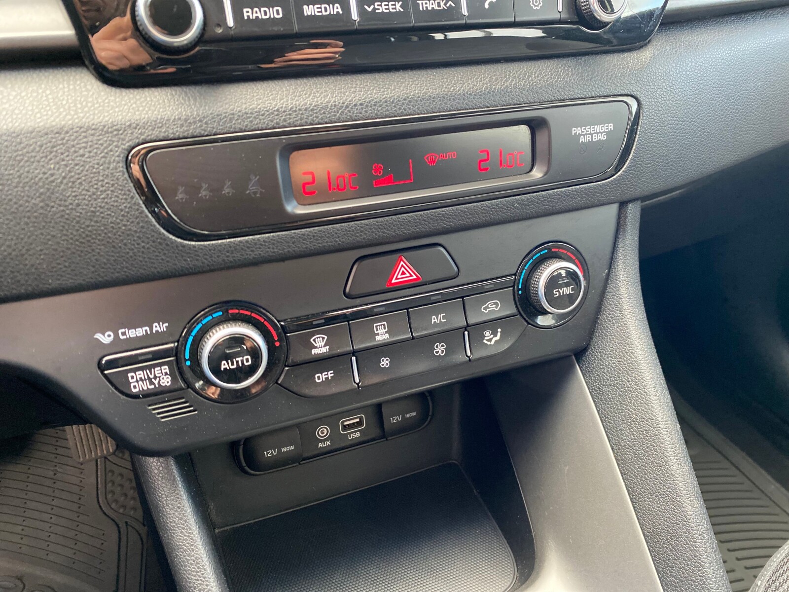 Kia Niro - zdjęcie 21