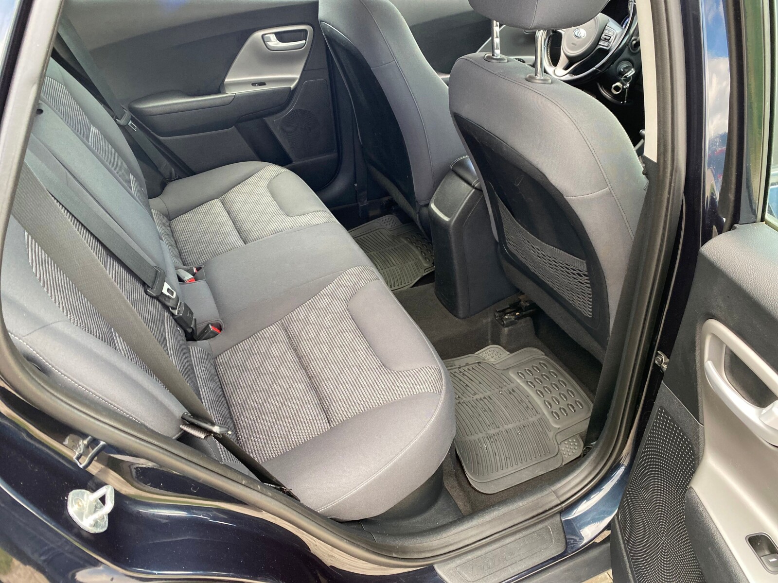 Kia Niro - zdjęcie 12