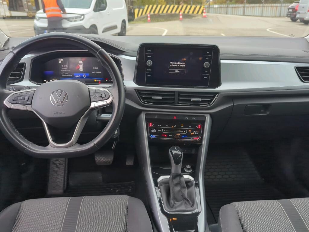 Volkswagen T-Roc - zdjęcie 2