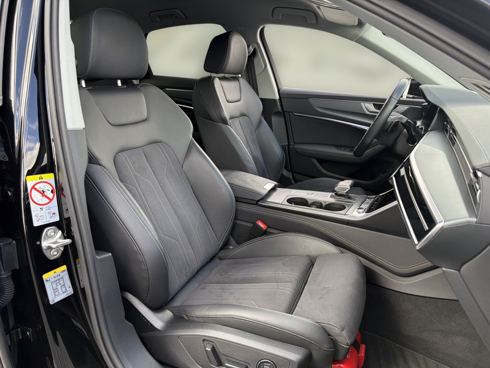 Audi A6 Limousine - zdjęcie 19