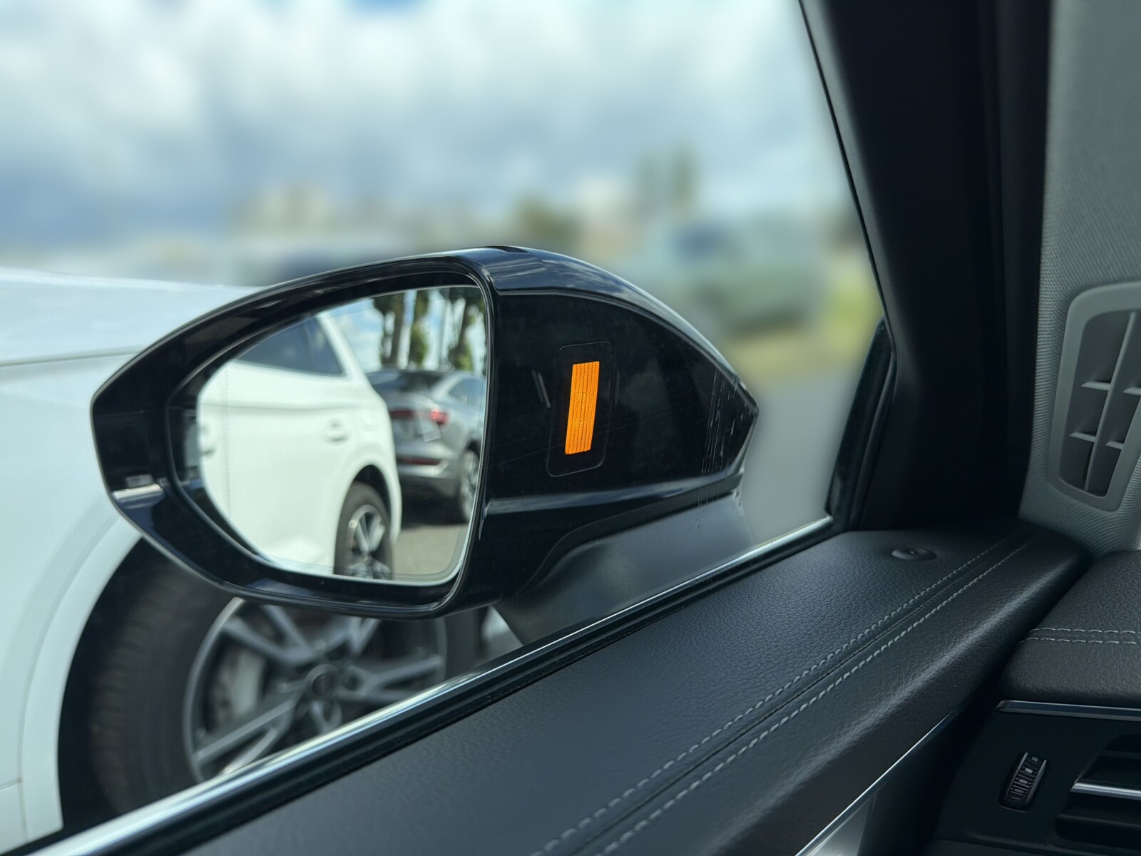 Audi A6 Limousine - zdjęcie 32