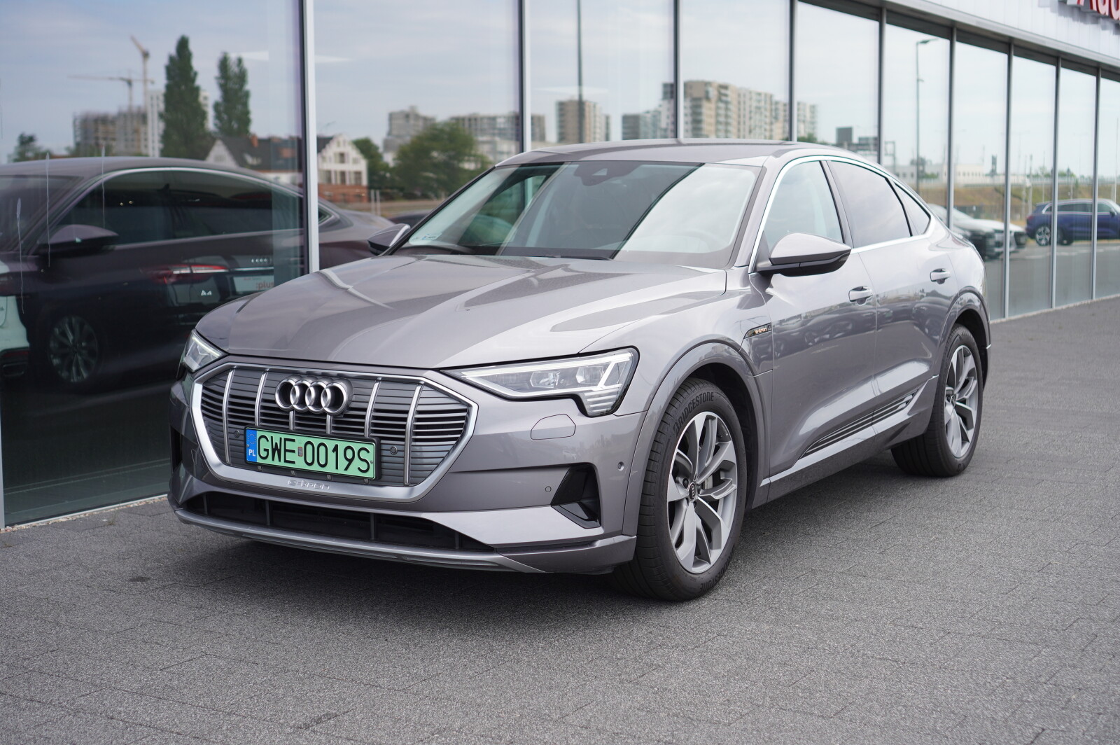 Audi e-tron