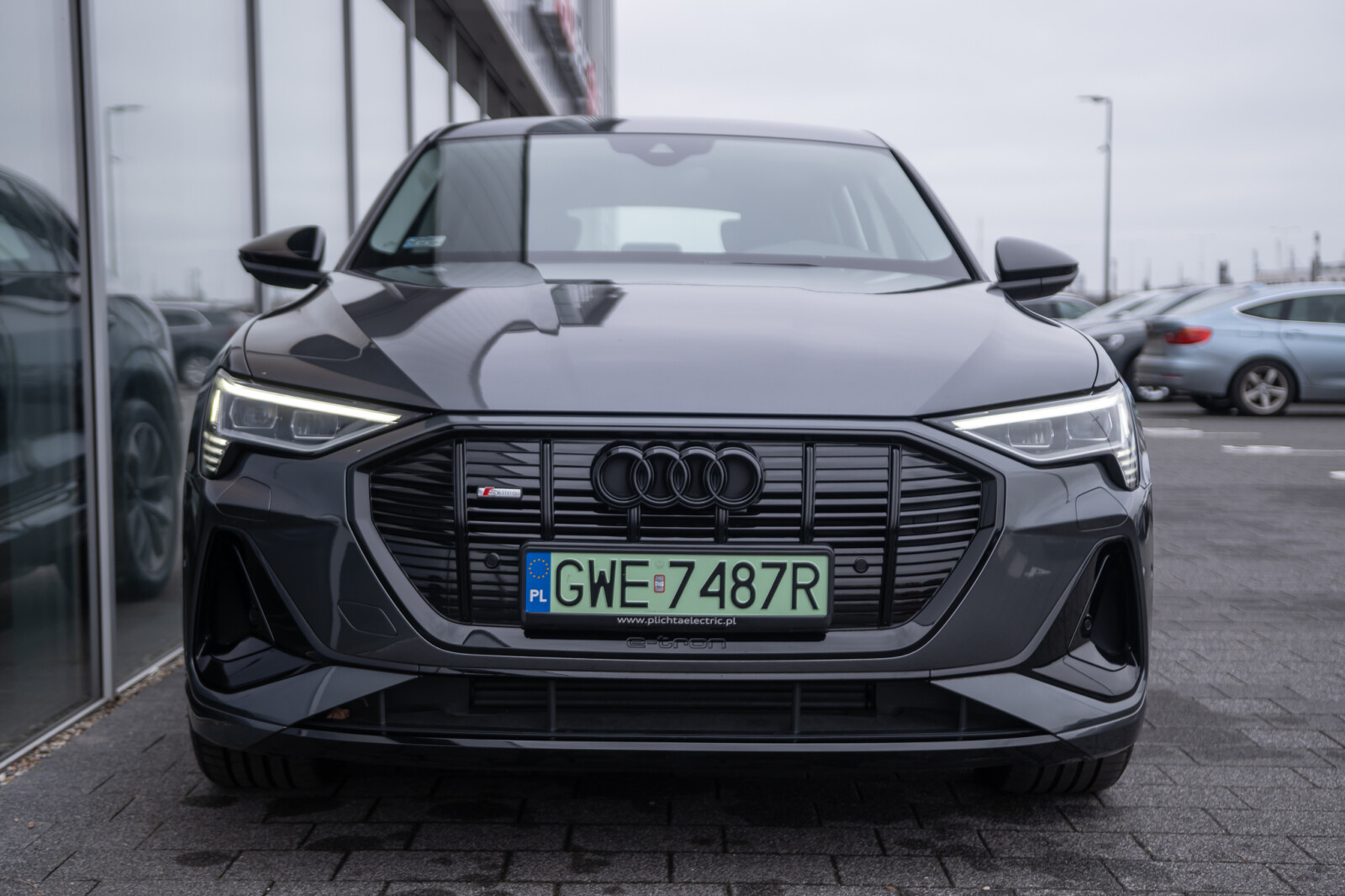 Audi e-tron