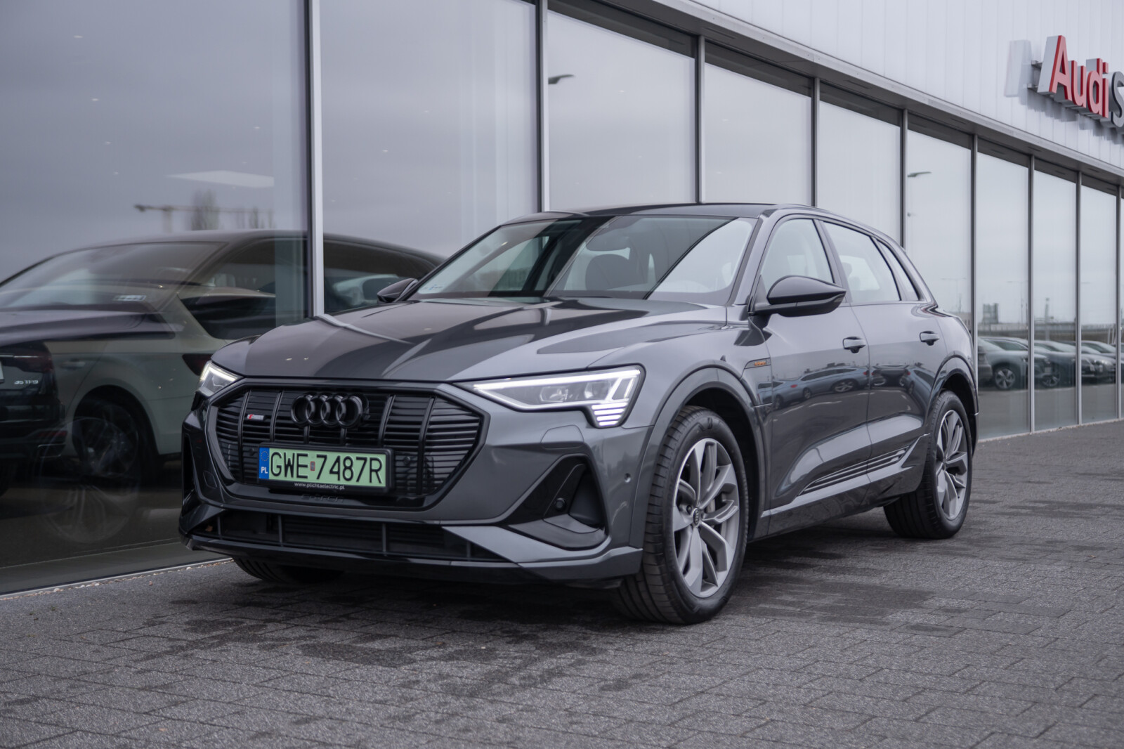 Audi e-tron