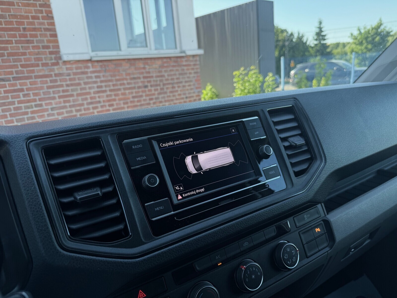 Volkswagen Crafter - zdjęcie 18