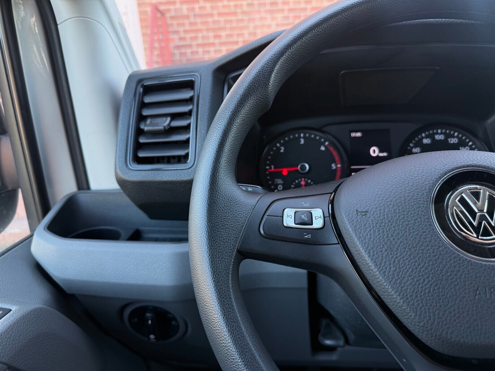 Volkswagen Crafter - zdjęcie 13