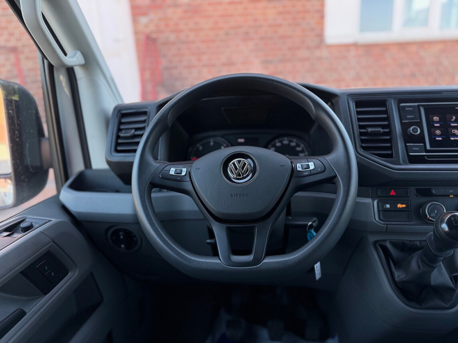 Volkswagen Crafter - zdjęcie 11