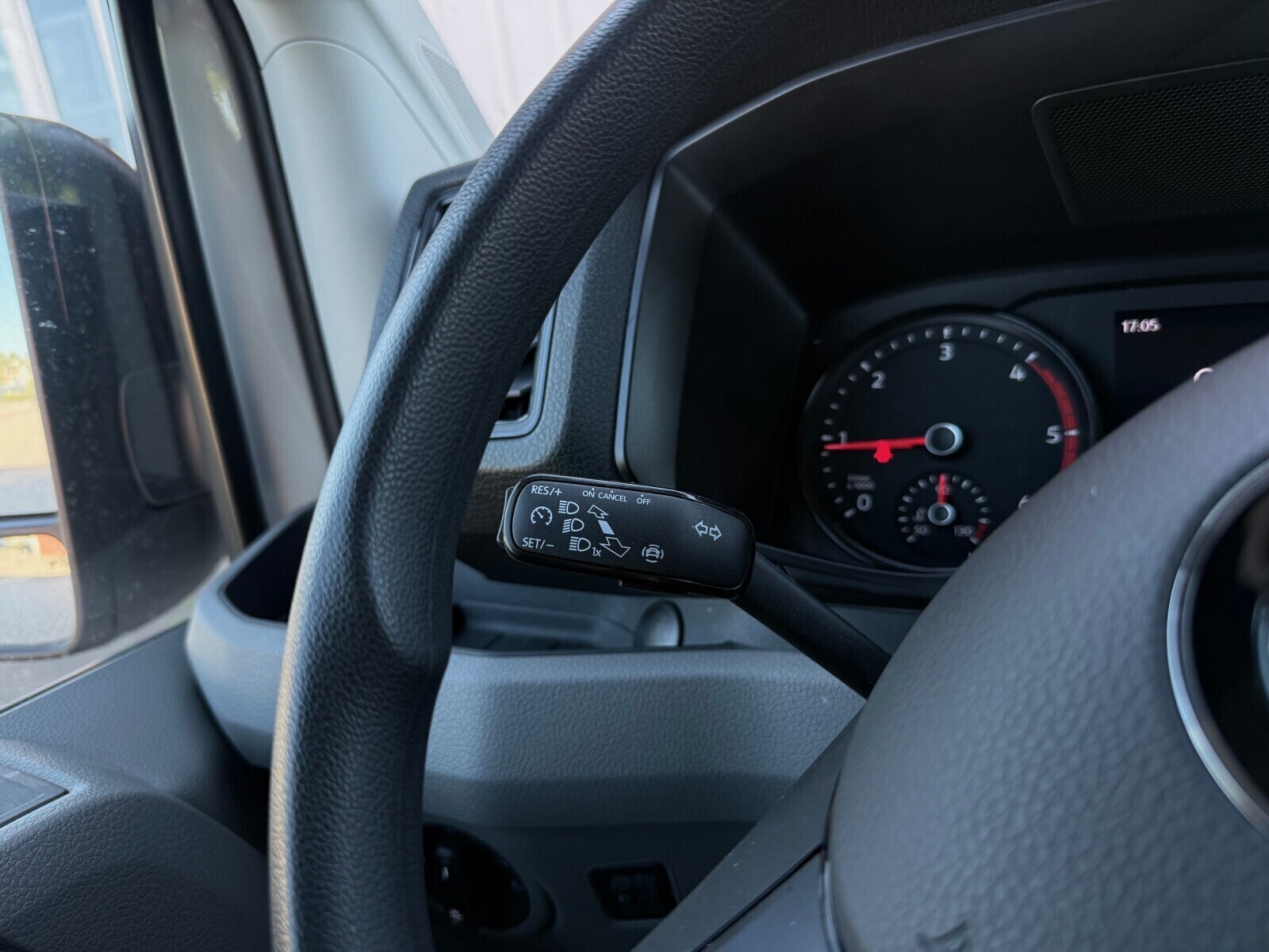 Volkswagen Crafter - zdjęcie 14