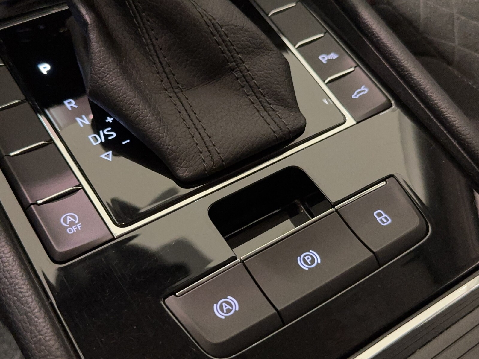 Škoda Superb - zdjęcie 32