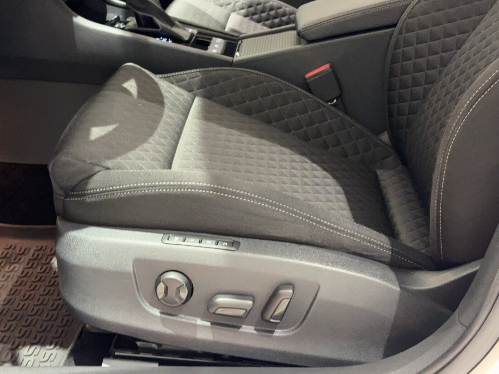 Škoda Superb - zdjęcie 24